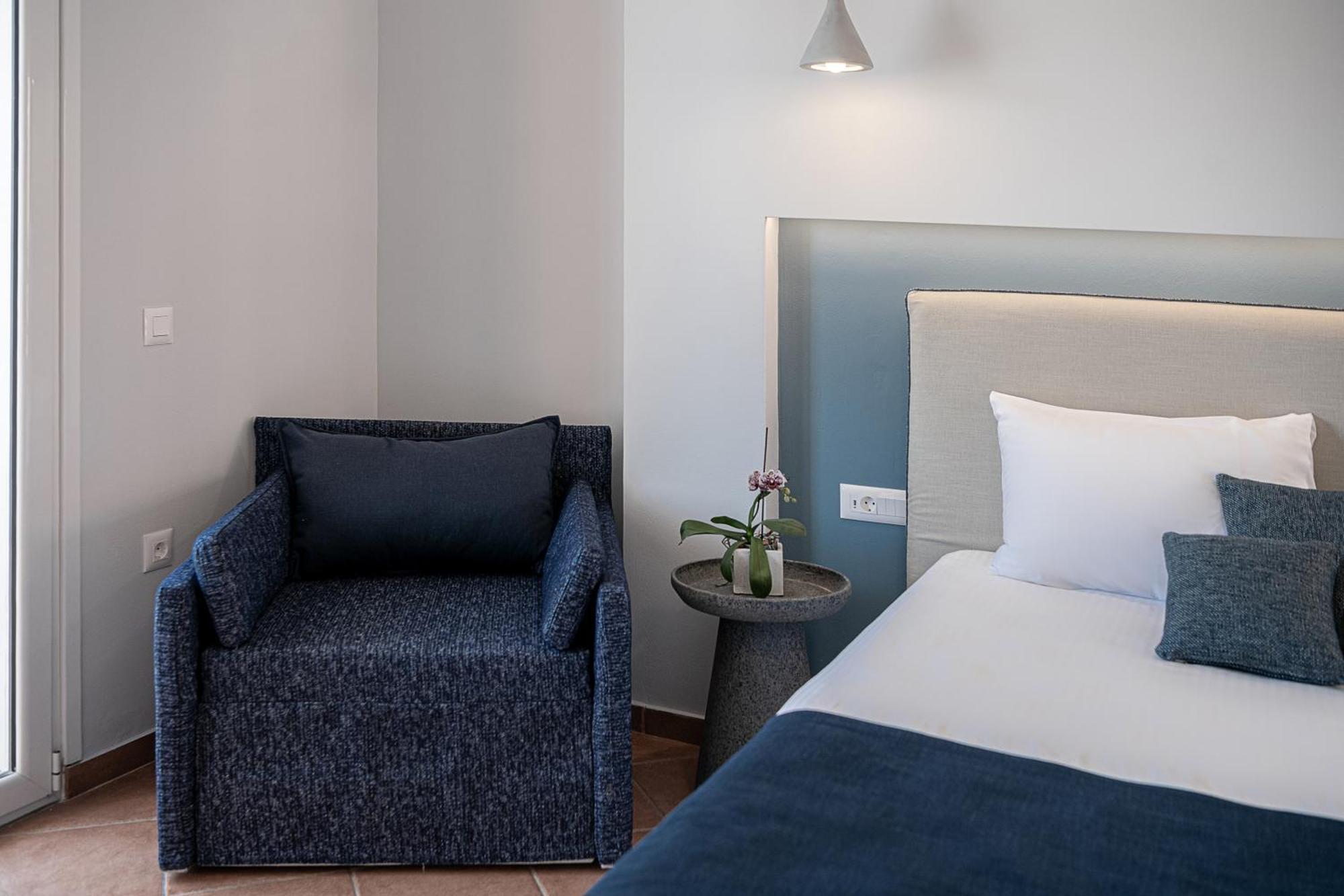 Elena Seafront Luxury Apartments Алмирида Номер фото