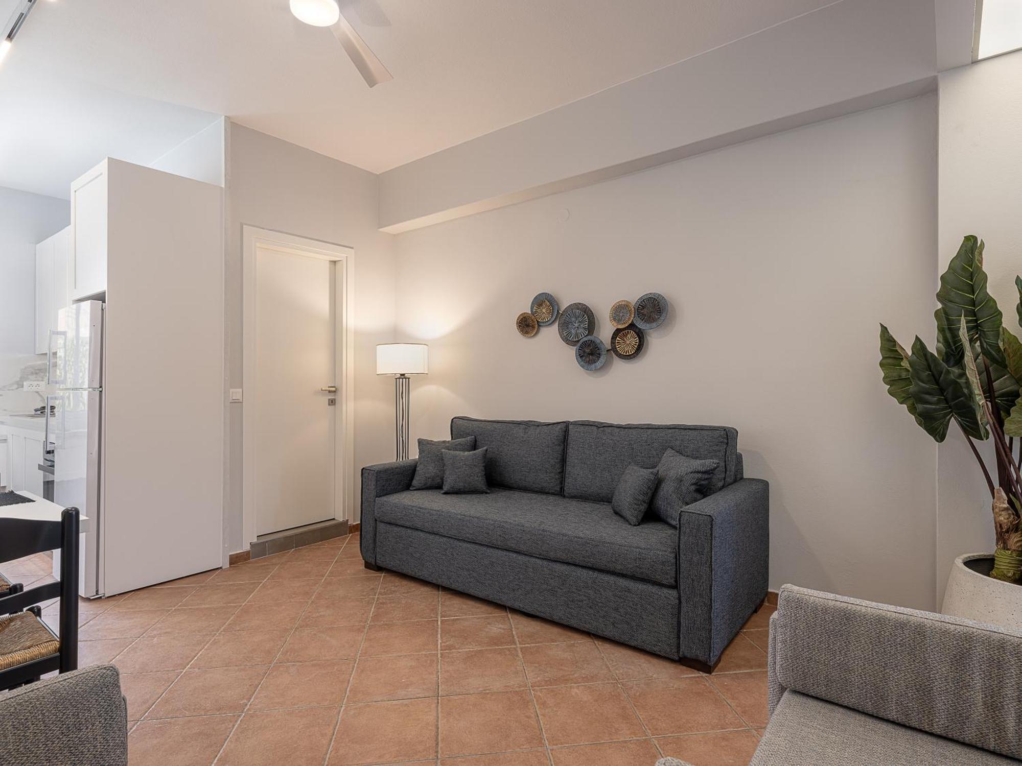 Elena Seafront Luxury Apartments Алмирида Экстерьер фото